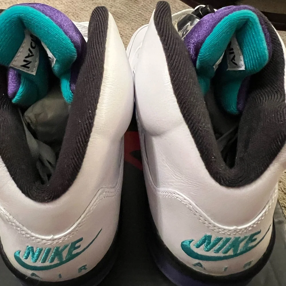 Brand New Jordan 5 Retro (2025) Grape 
Deadstock (DS) - Picture 9 of 10